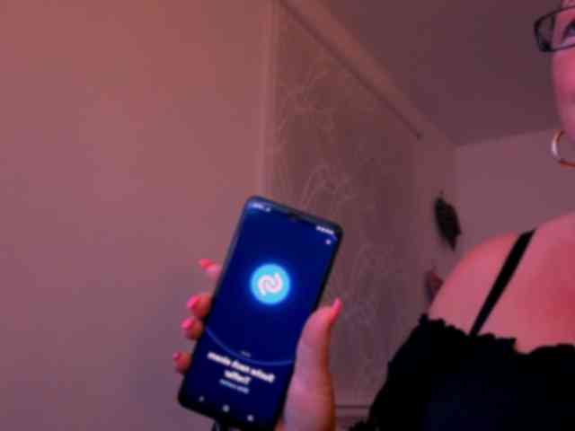 Connyat99 webcam