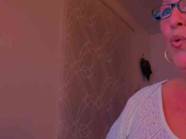 Connyat99 webcam