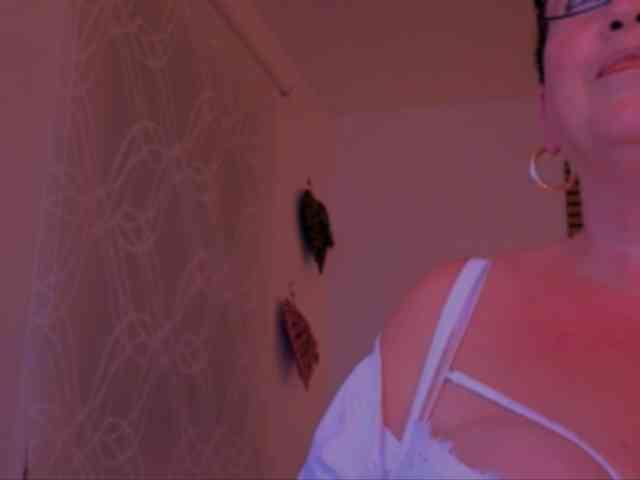 Connyat99 webcam