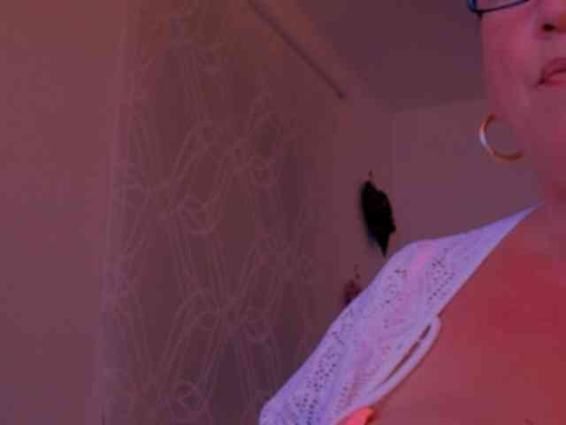 Connyat99 webcam