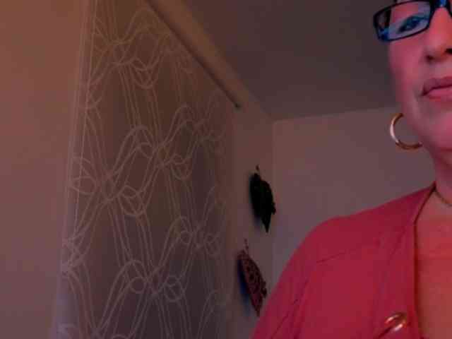 Connyat99 webcam