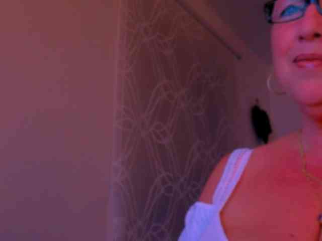 Connyat99 webcam