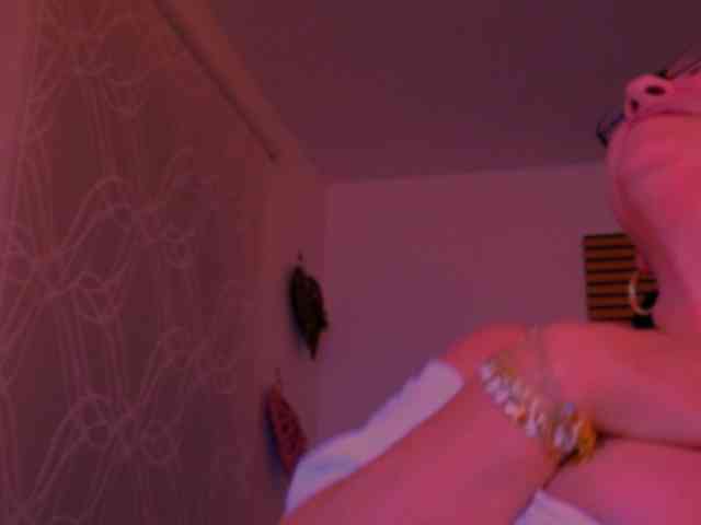 Connyat99 webcam