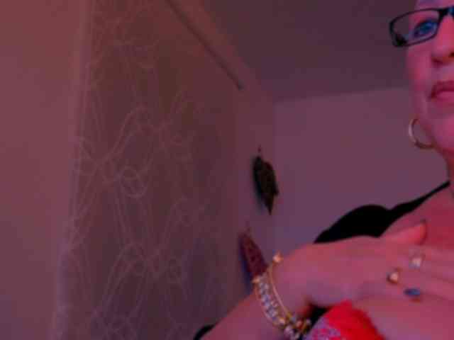Connyat99 webcam