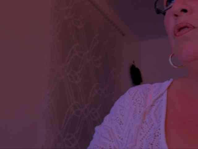 Connyat99 webcam