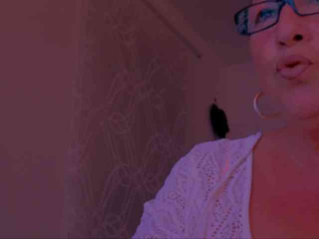 Connyat99 webcam
