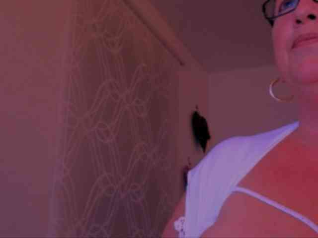 Connyat99 webcam