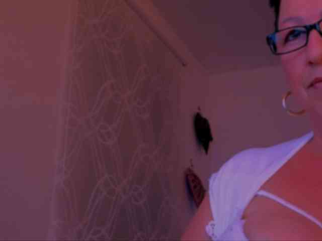 Connyat99 webcam