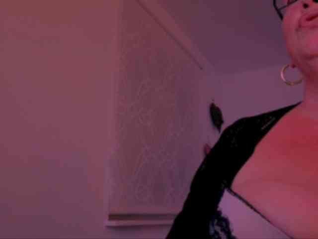 Connyat99 webcam