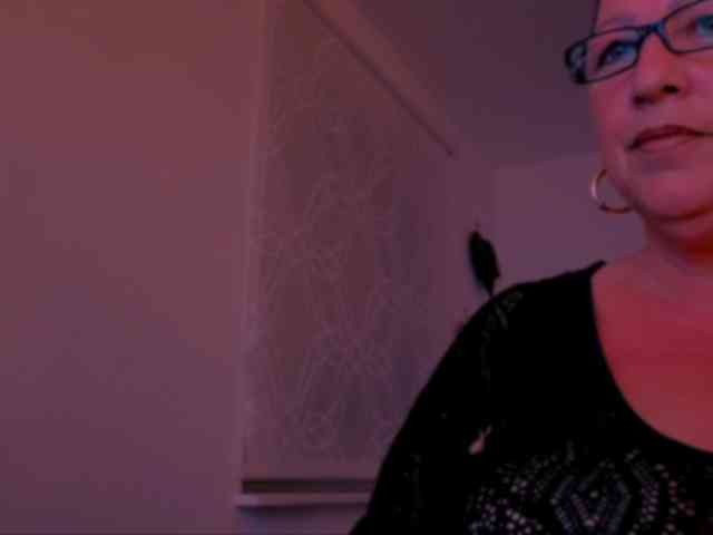 Connyat99 webcam