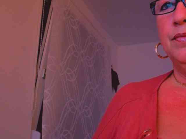 Connyat99 webcam
