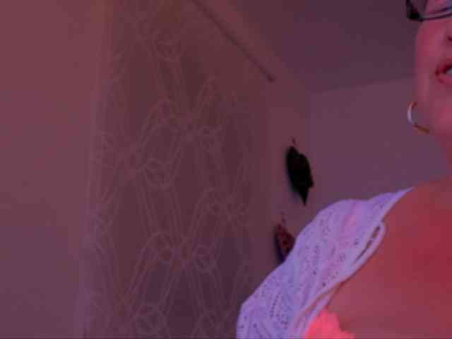Connyat99 webcam