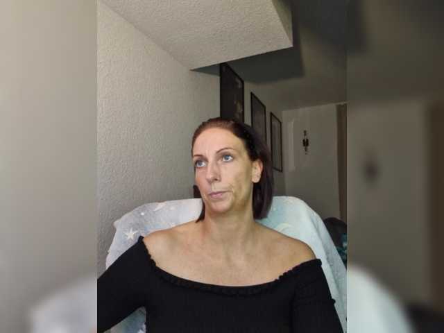 Jasmin-Style live cam on BongaCams