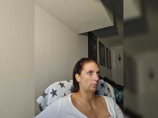 Jasmin-Style live cam on BongaCams