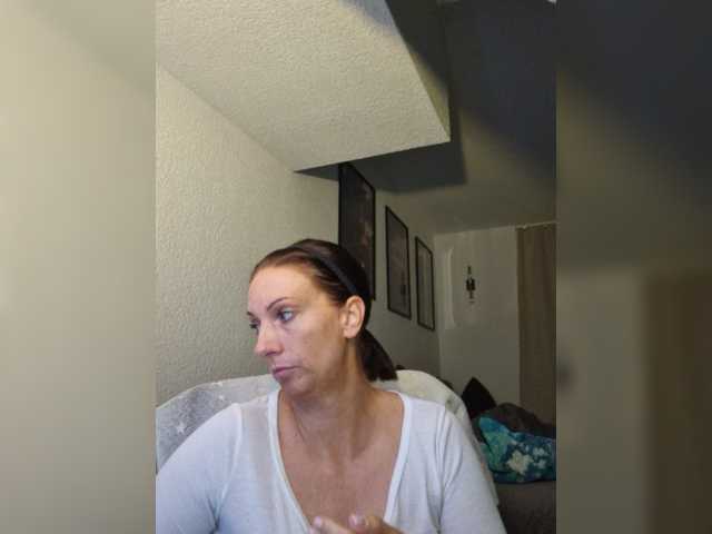 Jasmin-Style live cam on BongaCams