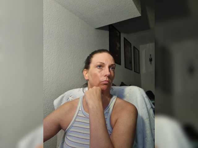 Jasmin-Style live cam on BongaCams