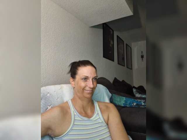 Jasmin-Style live cam on BongaCams