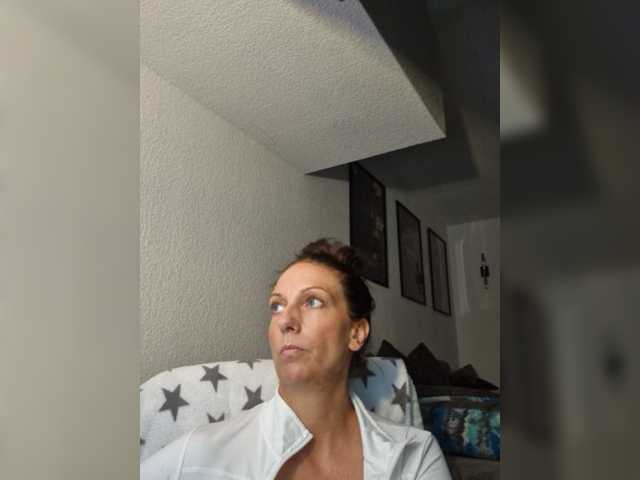 Jasmin-Style live cam on BongaCams