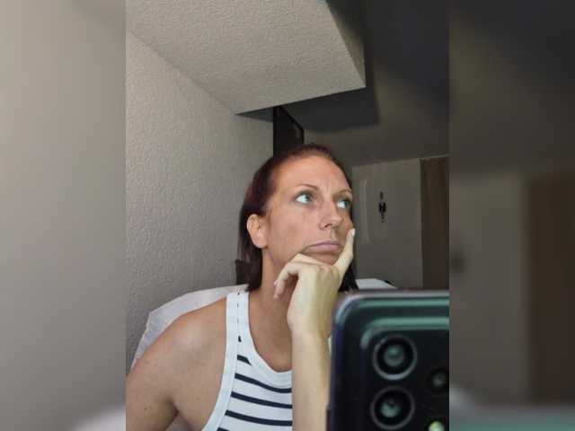 Jasmin-Style live cam on BongaCams