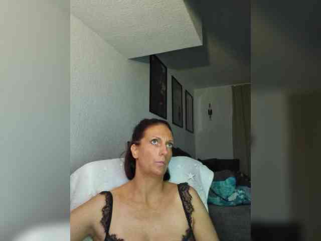 Jasmin-Style webcam