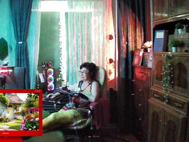 Margarita33 live cam on BongaCams