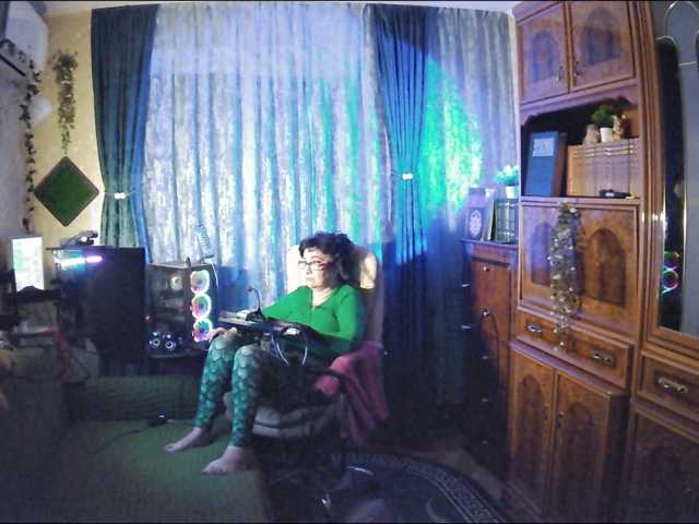 Infodar live cam on BongaCams