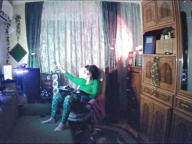Infodar live cam on BongaCams