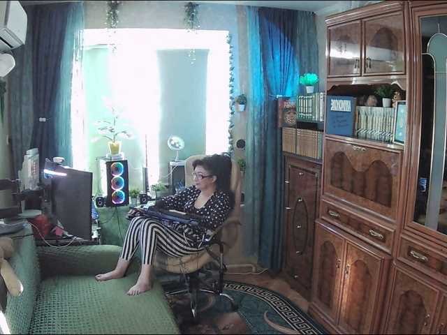 Margarita33's BongaCams show and profile