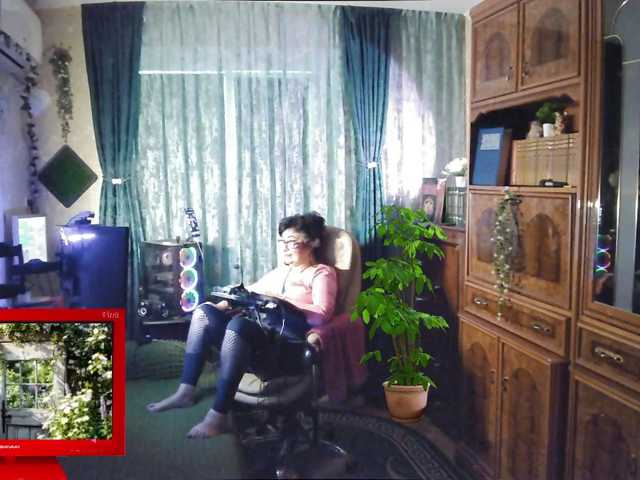 Margarita33 live cam on BongaCams