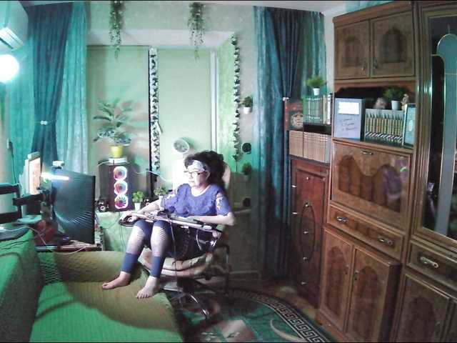 Margarita33's BongaCams show and profile