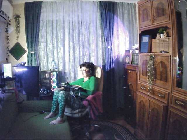 Infodar live cam on BongaCams