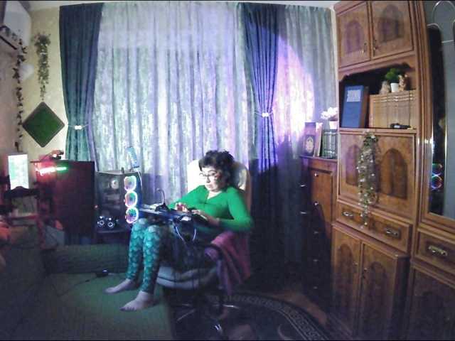 Infodar live cam on BongaCams