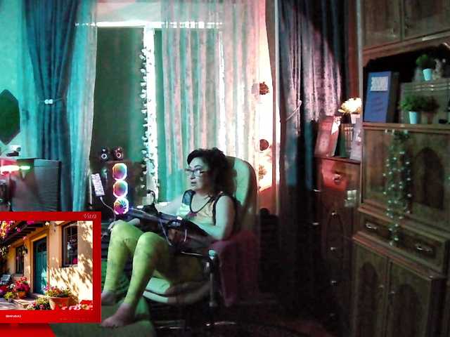 Margarita33 live cam on BongaCams