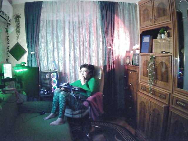 Infodar live cam on BongaCams