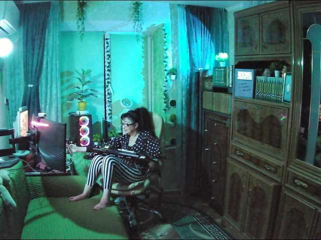 Margarita33's BongaCams show and profile