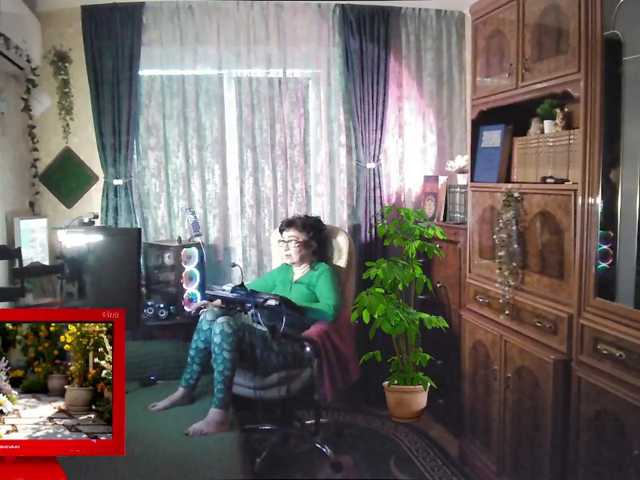 Infodar live cam on BongaCams