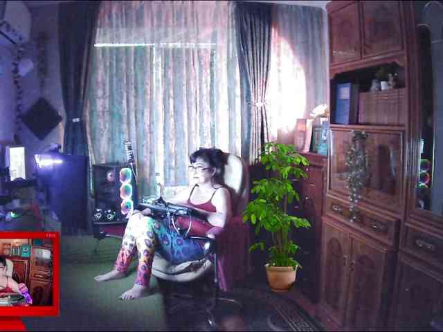 Margarita33 live female cam on bongacams