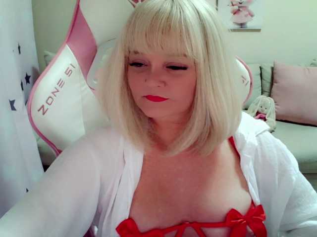 ChristieRoses Live Cam pe BongaCams