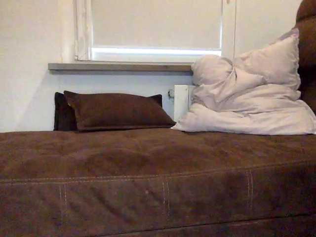 Maksoneee113 live webcam show