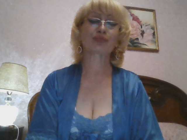 Ur-Mami, 51 y/o - Live Cam on BongaCams