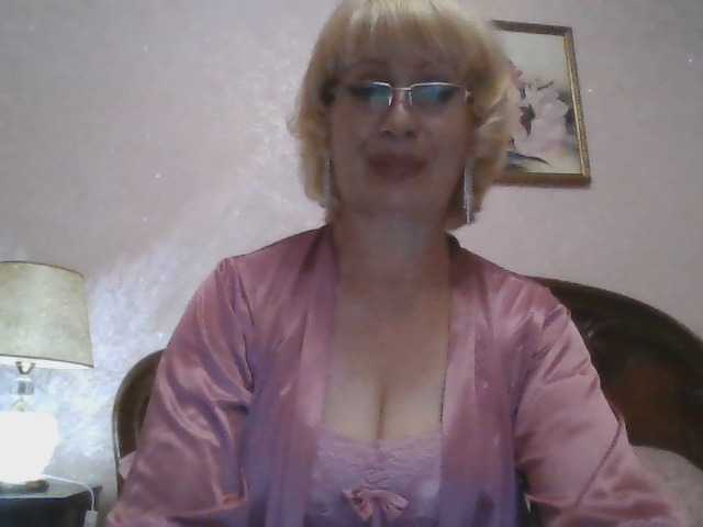 Ur-Mami live cam on BongaCams