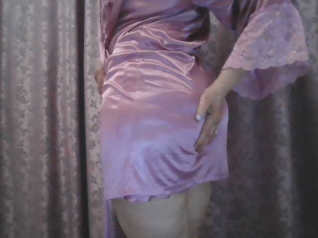 Ur-Mami's BongaCams show and profile