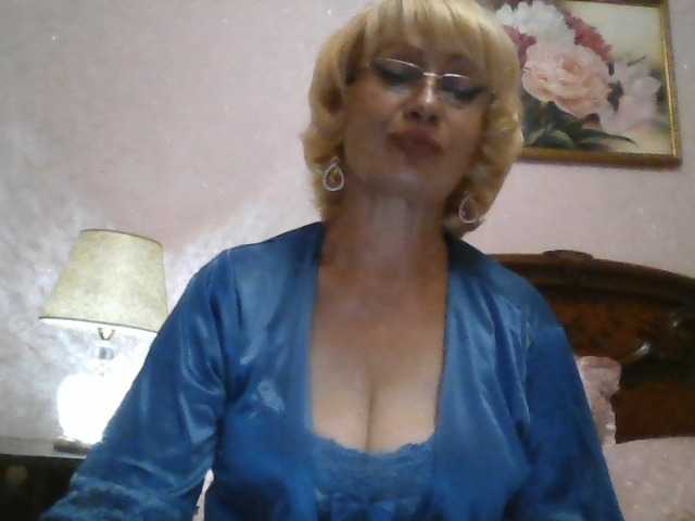 Ur-Mami live webcam show