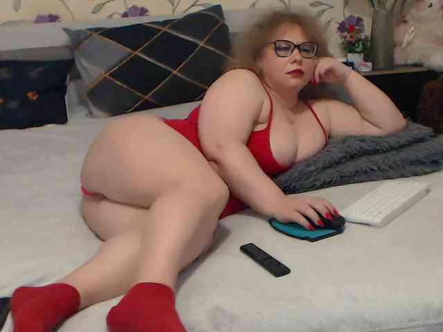 NatashaDivyne webcam