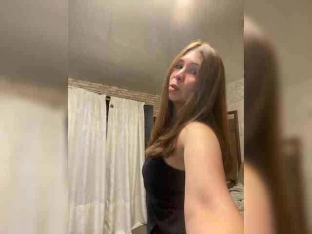 Sweet-Kate333 webcam