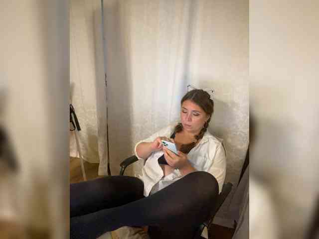 Sweet-Kate333 webcam