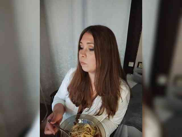 Sweet-Kate333 webcam