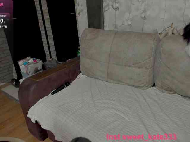 Sweet-Kate333 webcam