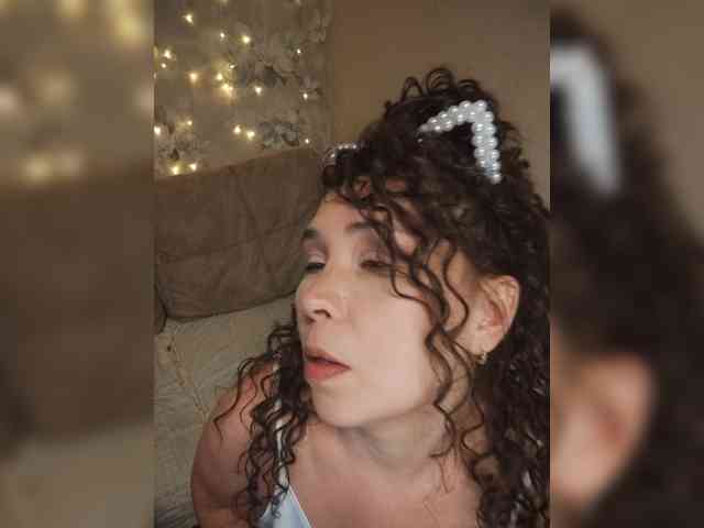 Sweet-Kate333 webcam