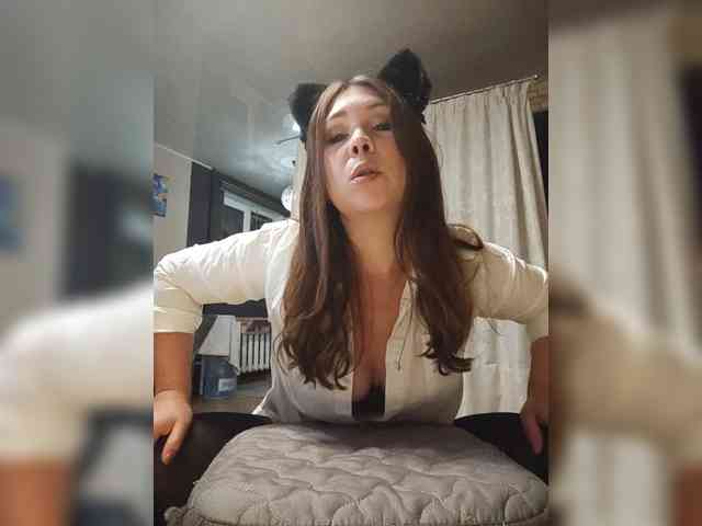 Sweet-Kate333 webcam